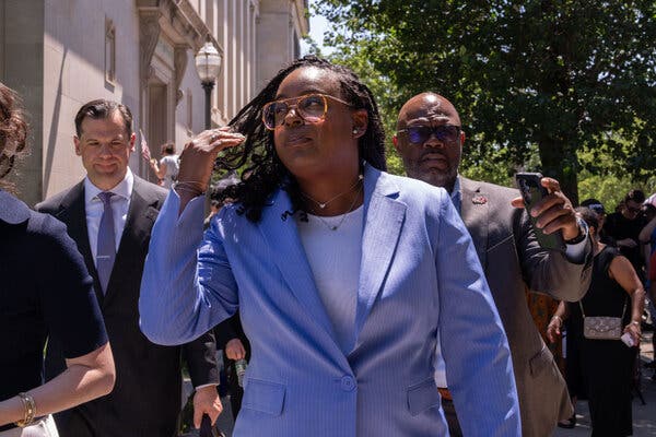 Federal judge allows prosecution of representative in assault case