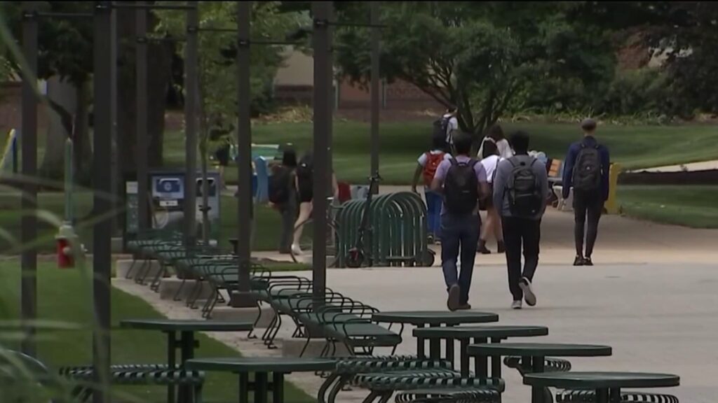 Professor dismissed for consuming alcohol with students in class