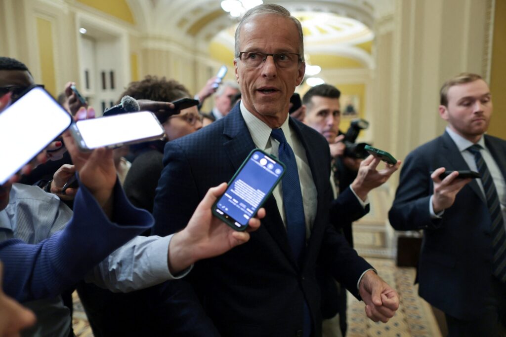 Senate unanimously approves bill to release Epstein investigation files