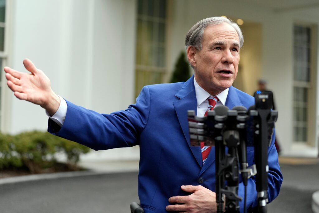 Texas Governor Threatens Tariffs on New Yorkers Moving to Escape Local Politics