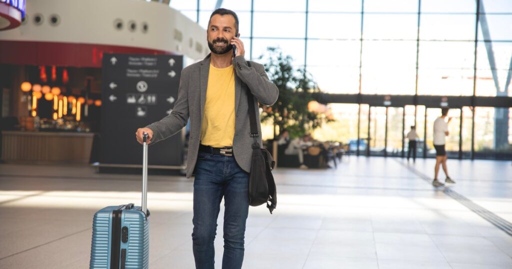 Transportation officials urge travelers to improve airport etiquette