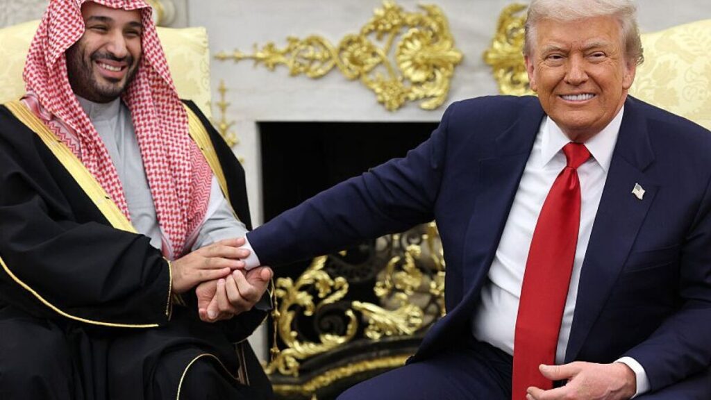 Trump refers to Khashoggi as controversial during meeting with Saudi crown prince