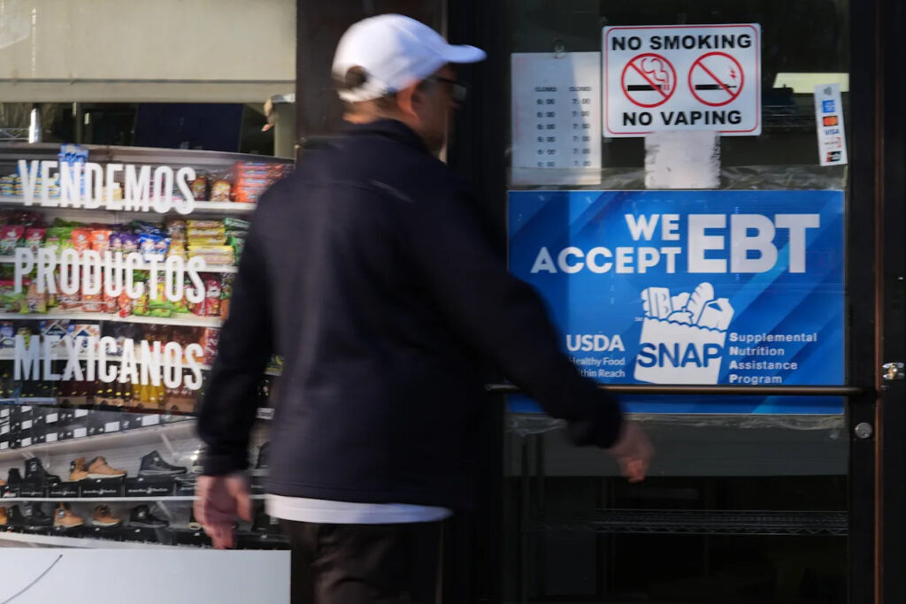 Trump seeks Supreme Court intervention on food stamp payments