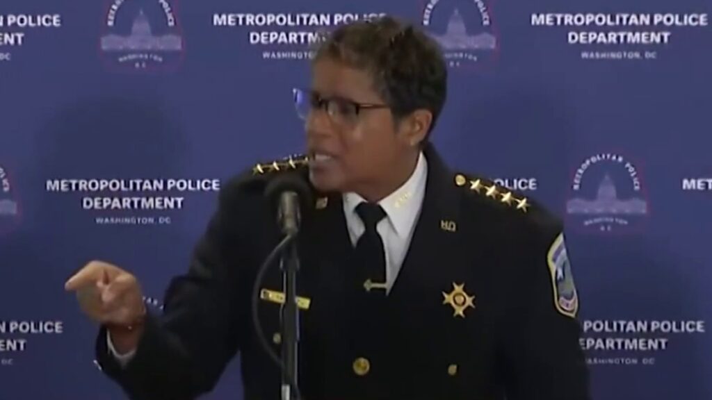D.C. police chief defends integrity in farewell speech